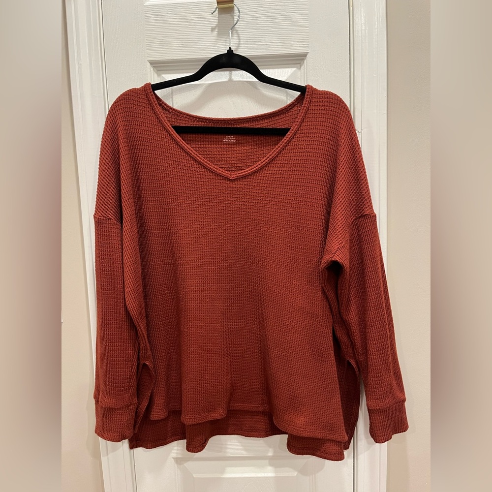 American Eagle Orange Long Sleeve T-shirt